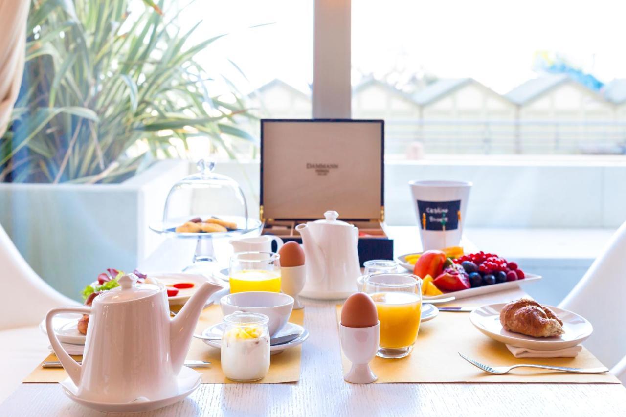Excelsior Hotel, Spa & Lido Pesaro Ngoại thất bức ảnh