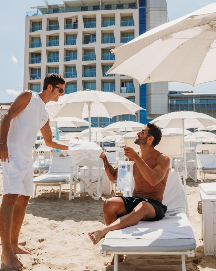 Excelsior Hotel, Spa & Lido Pesaro Ngoại thất bức ảnh