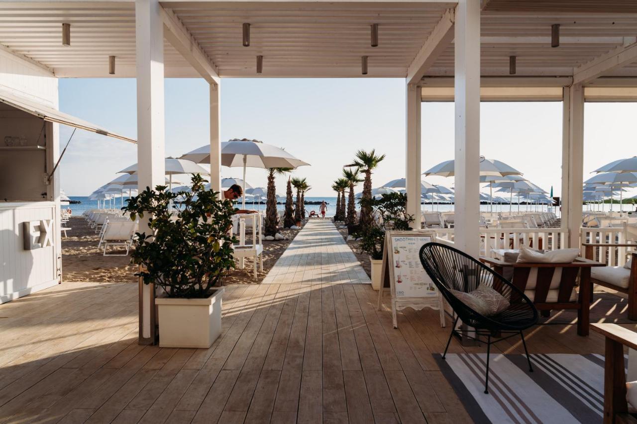 Excelsior Hotel, Spa & Lido Pesaro Ngoại thất bức ảnh