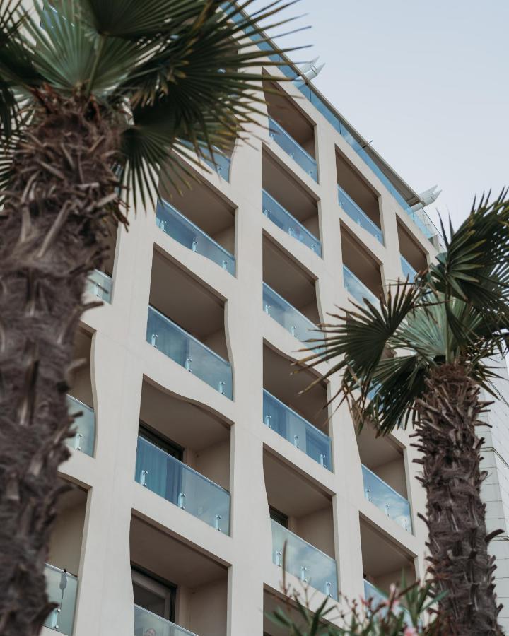 Excelsior Hotel, Spa & Lido Pesaro Ngoại thất bức ảnh