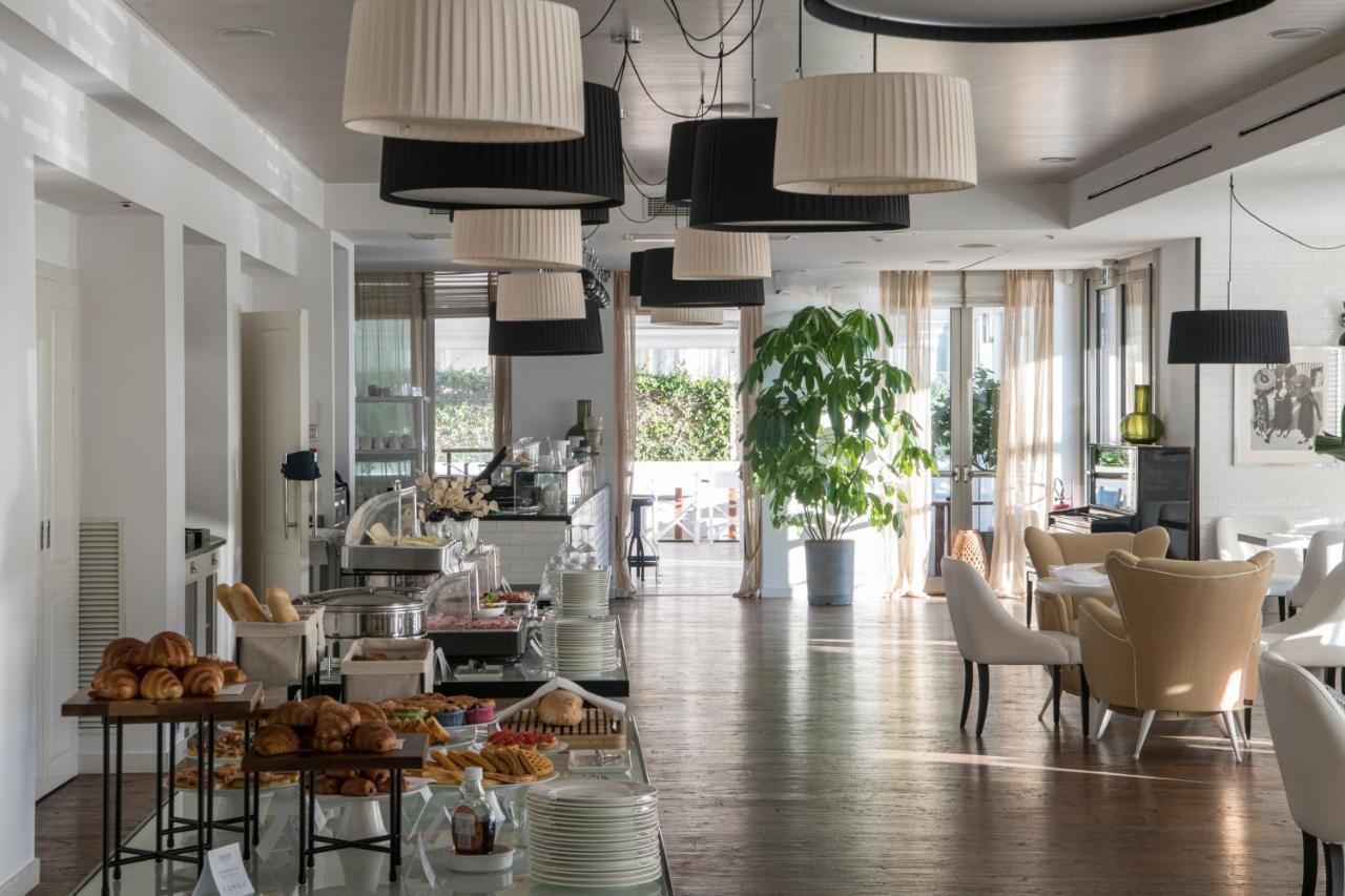 Excelsior Hotel, Spa & Lido Pesaro Ngoại thất bức ảnh