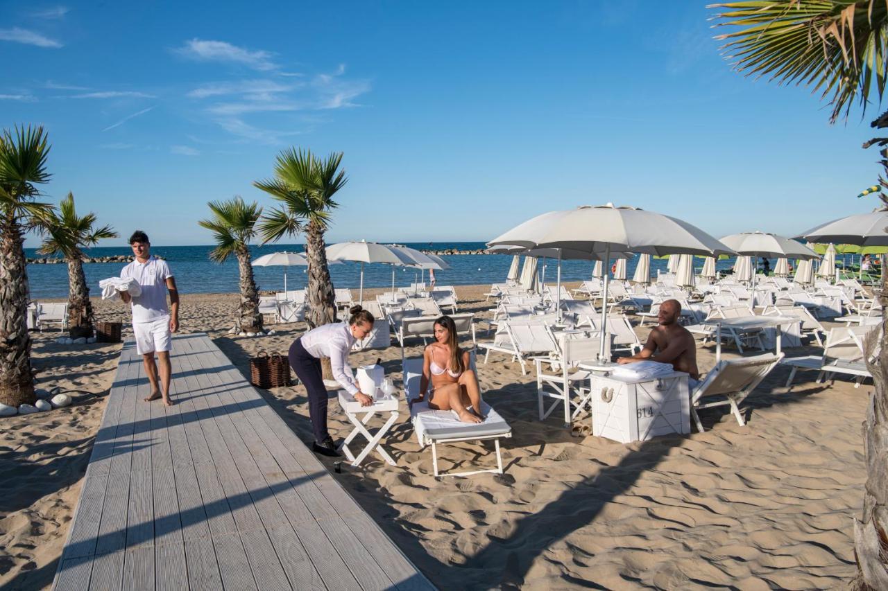 Excelsior Hotel, Spa & Lido Pesaro Ngoại thất bức ảnh