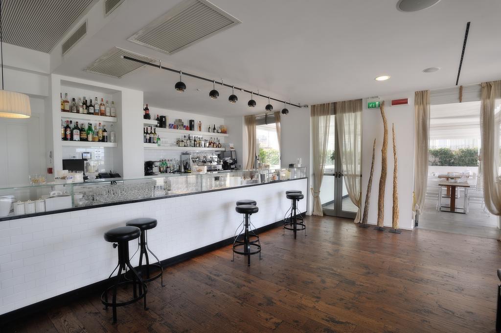 Excelsior Hotel, Spa & Lido Pesaro Ngoại thất bức ảnh