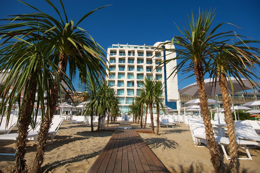 Excelsior Hotel, Spa & Lido Pesaro Ngoại thất bức ảnh