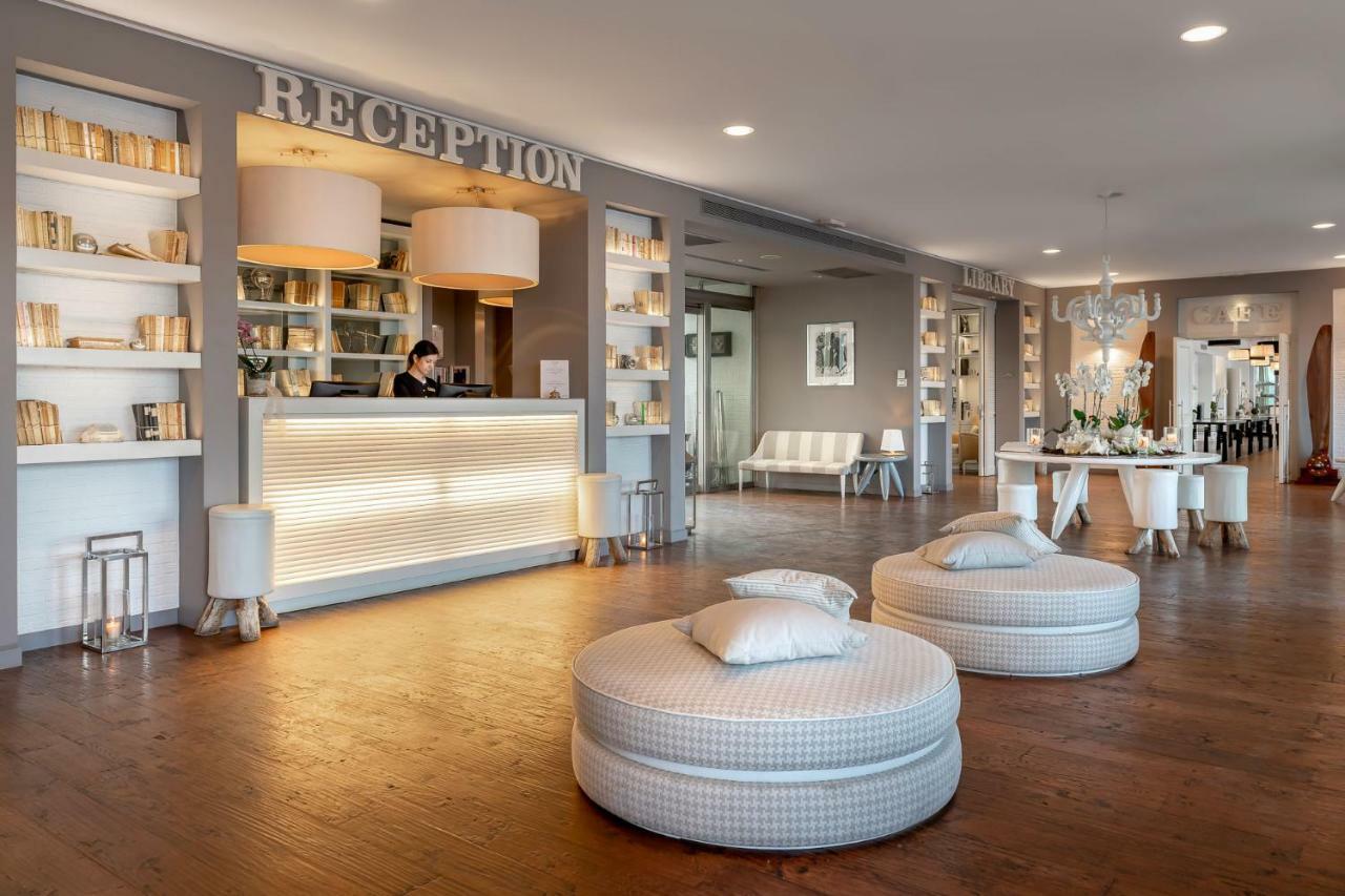 Excelsior Hotel, Spa & Lido Pesaro Ngoại thất bức ảnh